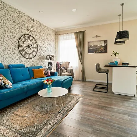 Old Town Free Parking